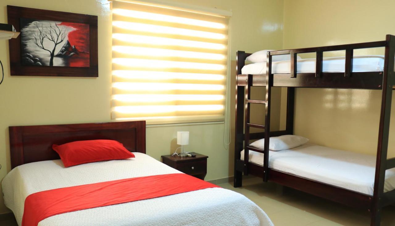 Hotel Pikeiro Blue Manta Ngoại thất bức ảnh