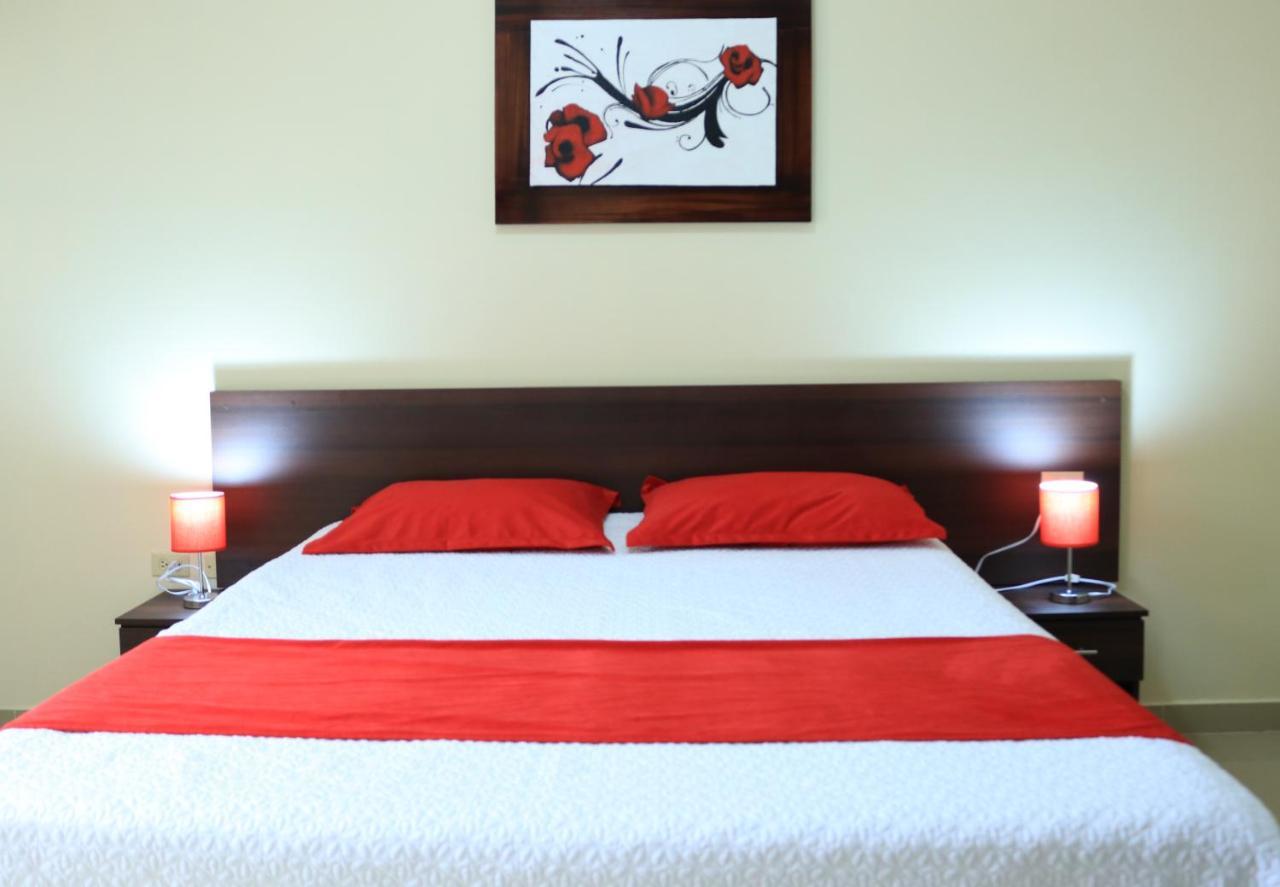 Hotel Pikeiro Blue Manta Ngoại thất bức ảnh