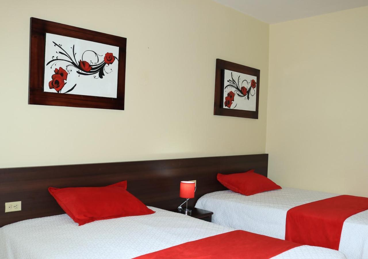 Hotel Pikeiro Blue Manta Ngoại thất bức ảnh